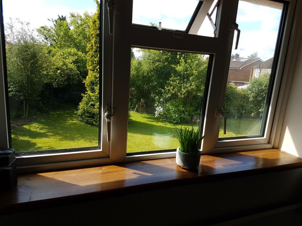 Chimneys B&B Holbrook  Esterno foto